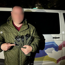 Ukrainas aizstāvji ar saziedotajām Karma Sock zeķēm